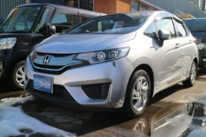 フィットハイブリッド　中古車