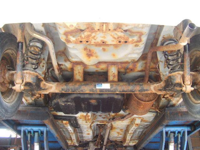 新潟でも関東仕入れのサビてない中古車が買えるお店があります パレスオートセンター パレスオートセンター